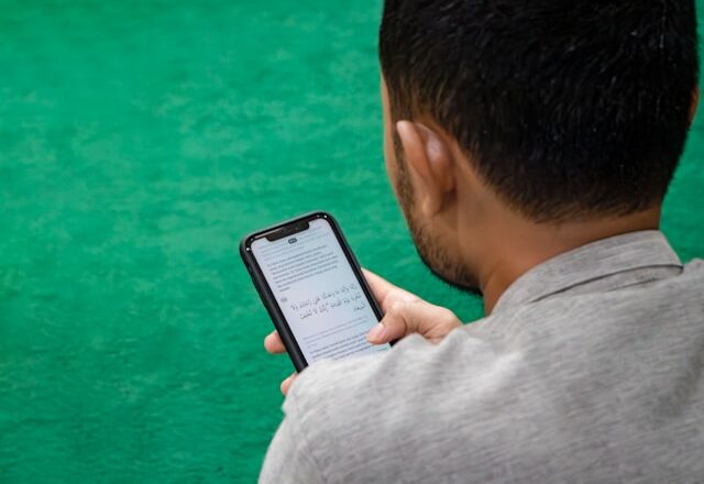 Protection renforcée : Microsoft brevette un système de chiffrage de documents pour une lecture sans risque de piratage visuel en public