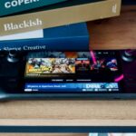 Guide Pratique pour nettoyer un écran OLED sans l'endommager 5 Guide Pratique pour nettoyer un écran OLED sans l'endommager