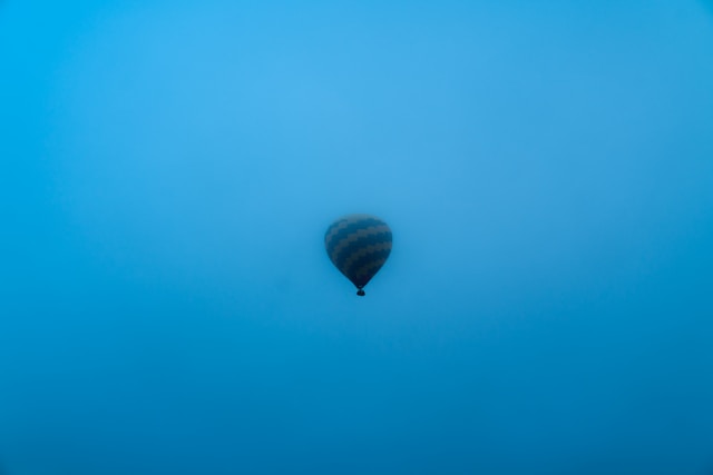 Les spores fongiques ces passagers clandestins défient la science en surfant et survivant dans la stratosphère