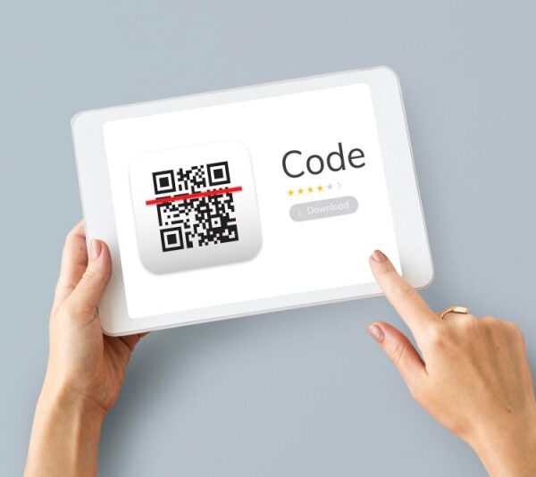 Alerte Cybersécurité : L’Arnaque au Code QR par SMS qui Vide votre Compte Bancaire