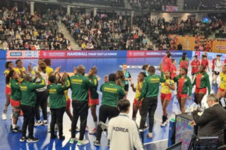 Le Handball Féminin : Les Impuissantes Lionnes face au Sénégal