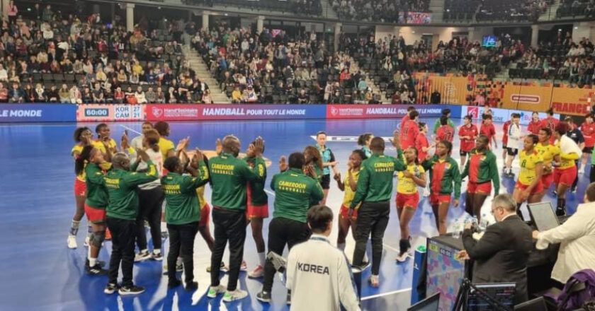 Le Handball Féminin : Les Impuissantes Lionnes face au Sénégal