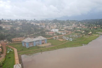 Impitoyable épouse séquestrante ! La condamnation d&rsquo;une femme par un tribunal coutumier à Dschang, Cameroun