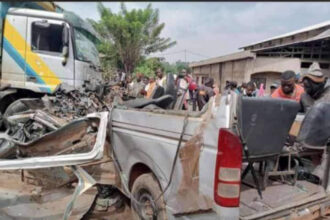 Fermeture de l’agence de voyage Avenir Voyages en hommage aux disparus
