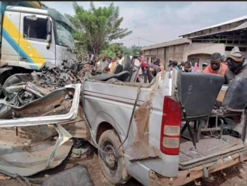 Fermeture de l&rsquo;agence de voyage Avenir Voyages en hommage aux disparus