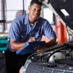 Spana : L&rsquo;appli mobile qui relie mécaniciens et clients en Tanzanie