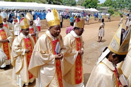 Désaccord sur l&rsquo;homosexualité : Les évêques camerounais dénoncent le Pape