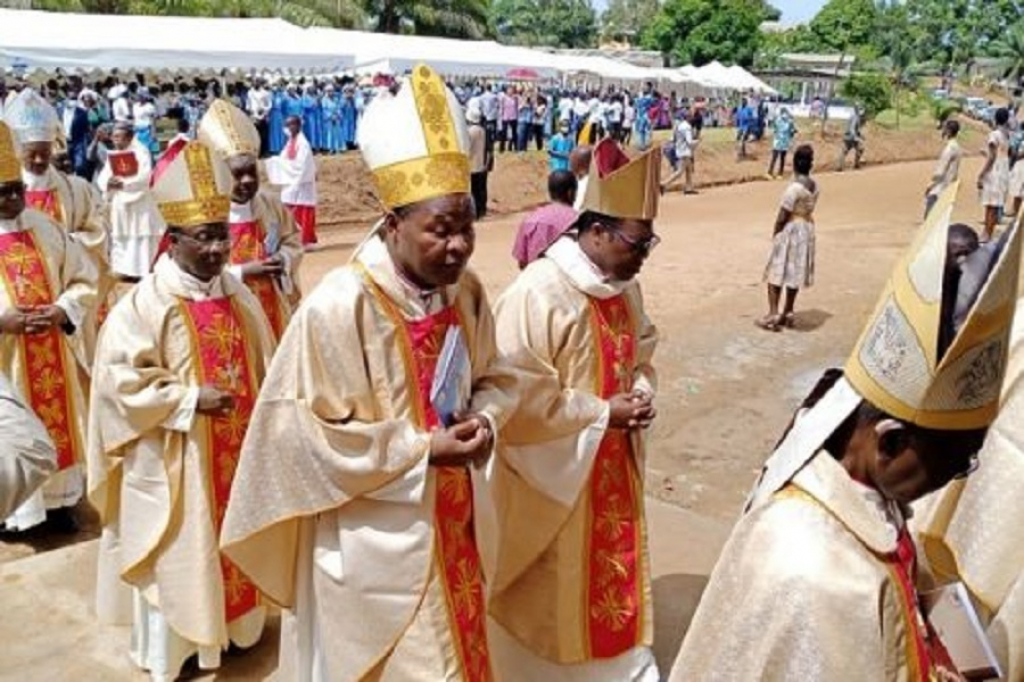 Désaccord sur l’homosexualité : Les évêques camerounais dénoncent le Pape