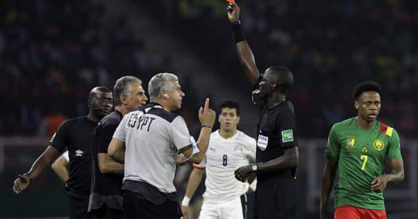 Quatre arbitres de renom prennent leur retraite avant la Coupe d’Afrique des Nations 2023