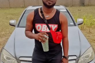 Acteur de Nollywood, Azeez Ijaduade, blessé par une balle de la police nigériane à Ogun : les détails choquants révélés