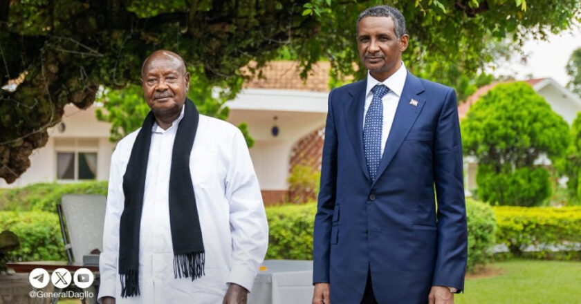 Sommet historique entre Museveni et FSR Hemetti pour mettre fin au conflit au Soudan : les détails
