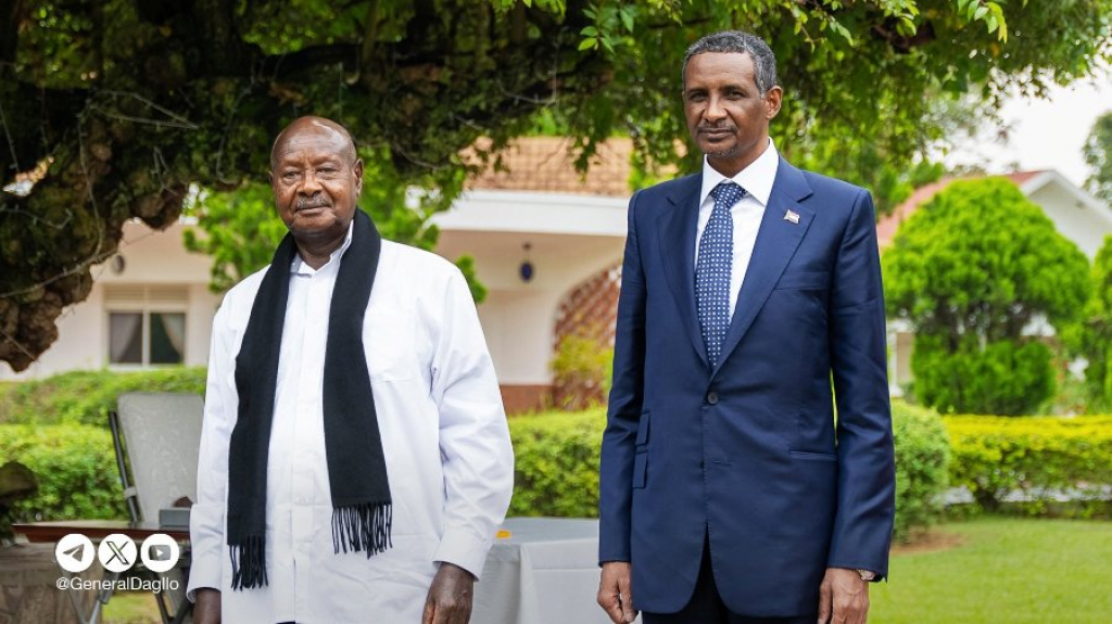 Sommet historique entre Museveni et FSR Hemetti pour mettre fin au conflit au Soudan : les détails. Des responsables politiques se rencontrent pour discuter de solutions pacifiques et mettre fin aux hostilités dans une région troublée. Une étape importante vers la résolution du conflit au Soudan. Image illustrative du sommet historique entre Museveni et FSR Hemetti.