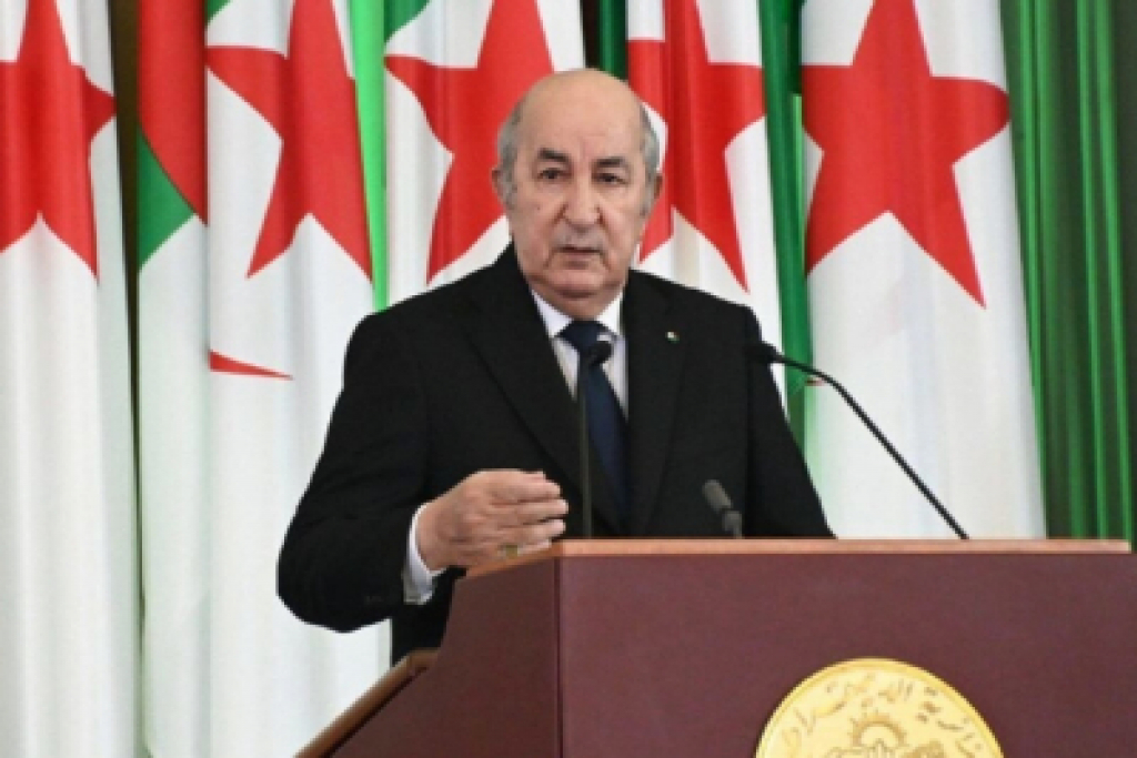 L’Algérie vise une numérisation complète des services publics d’ici 2024, selon le président