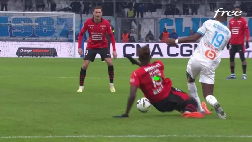 Explosion de Colère chez Christopher Wooh : Défaite dévastatrice de Rennes en Ligue 1 ! Explosion de Colère chez Christopher Wooh : Défaite dévastatrice de Rennes en Ligue 1 !