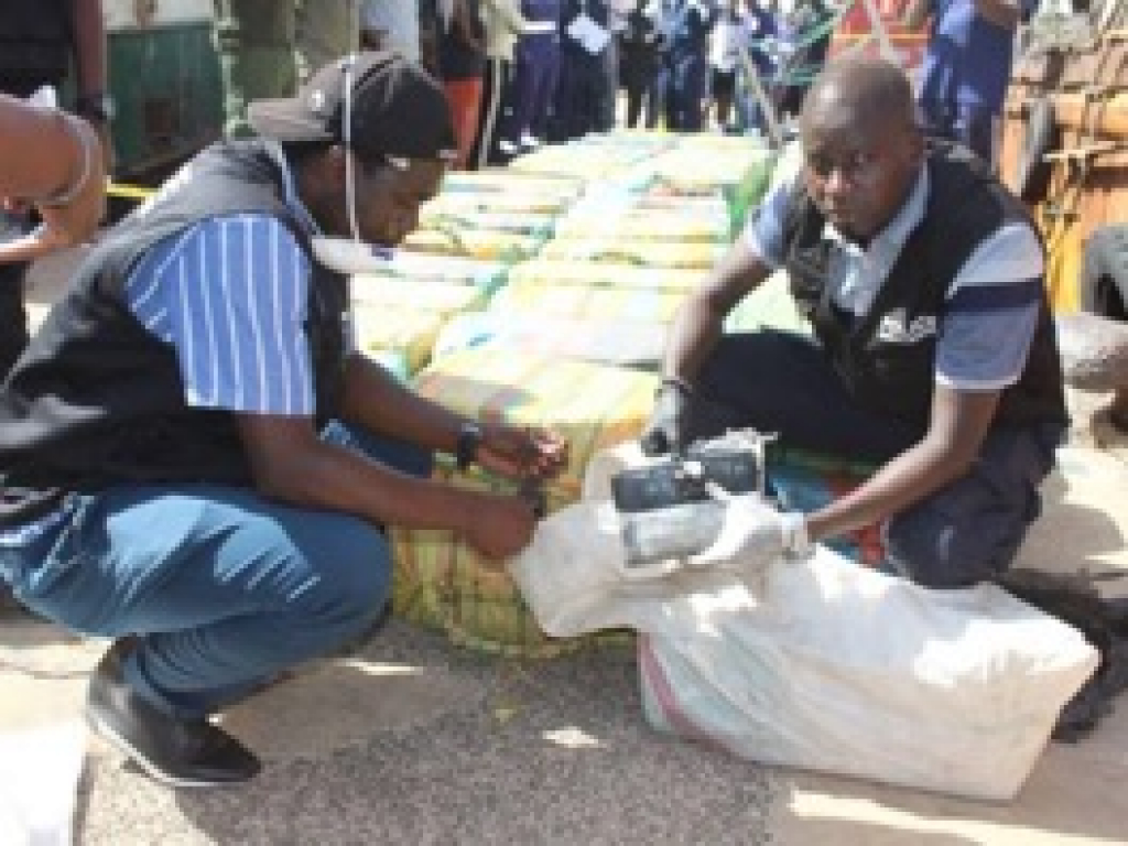 Saisie massive de 3 tonnes de cocaïne: informations sur la livraison illicite en Gambie
