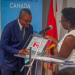 Célèbre défenseur des droits, Me. Ewule Lyonga, remporte un prestigieux prix canadien.