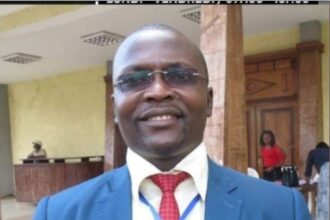 Louis Marie Kakdeu du SDF critique la mobilisation du MRC lors de sa convention : « Le Palais des congrès rempli par qui que ce soit ? »