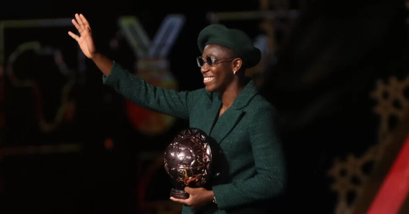 L’étoile du football : Asisat Oshoala, seule lauréate aux CAF Awards 2023 !