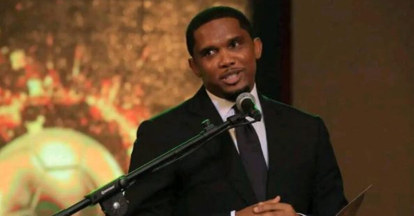 Un journaliste critique Samuel Eto’o au Ballon d’Or camerounais