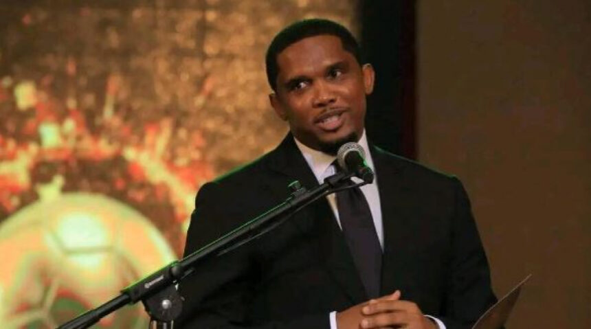 Un journaliste critique Samuel Eto’o au Ballon d’Or camerounais Un journaliste critique Samuel Eto’o au Ballon d’Or camerounais