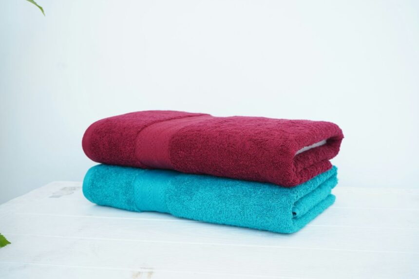 Serviettes de bain : voici pourquoi vous devriez les laver bien plus souvent que vous ne le pensez