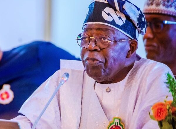 Sommet de la CEDEAO : Bola Tinubu du Nigeria prône la bonne gouvernance et la démocratie pour prévenir les coups d’État – Découvrez ses recommandations!