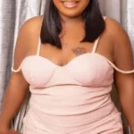 Découvrez les motivations de Olaide Oyedeji pour sa chirurgie esthétique au Nigéria