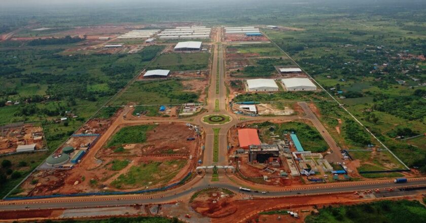 Usine de carreaux en cours d’installation au Bénin: Adambi émerveillée par GDIZ Bénin