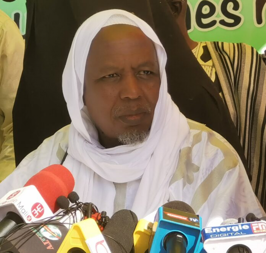 Exil de l'Imam Dicko : Dissolution de la CMAS au Mali