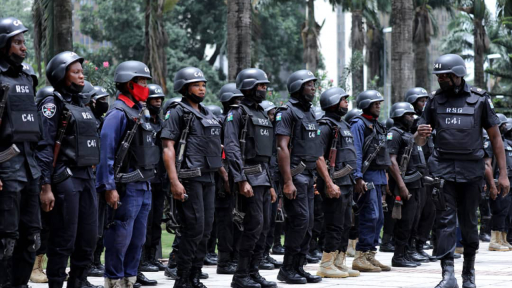 NIGERIA : La police de la FCT fait des descentes dans les repaires criminels, arrête 307 suspects