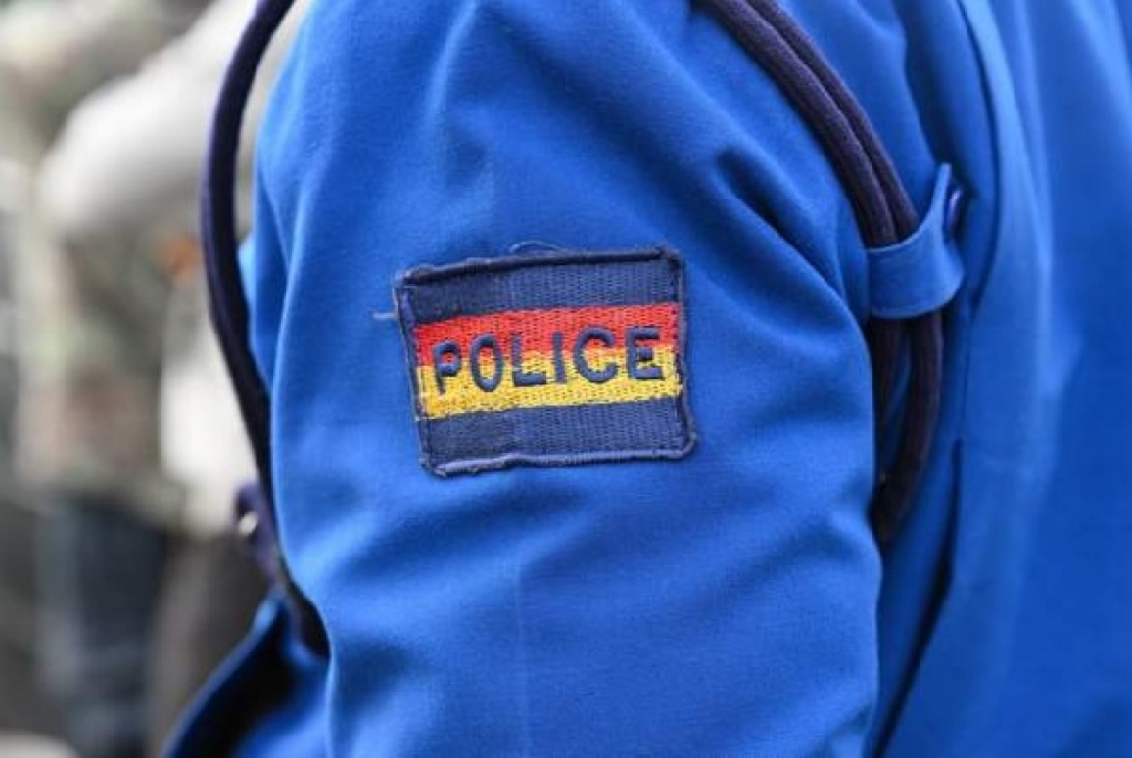 Policiers kényans arrêtés pour trafic humain : enquête en cours !