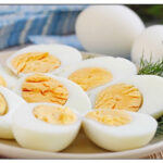 Attention : Ne mélangez plus les œufs avec ces 5 aliments, c'est dangereux pour votre santé !