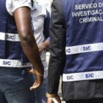 Démantèlement d'un groupe de voleurs de taxis personnalisés en Angola les véhicules retrouvés et les coupables arrêtés