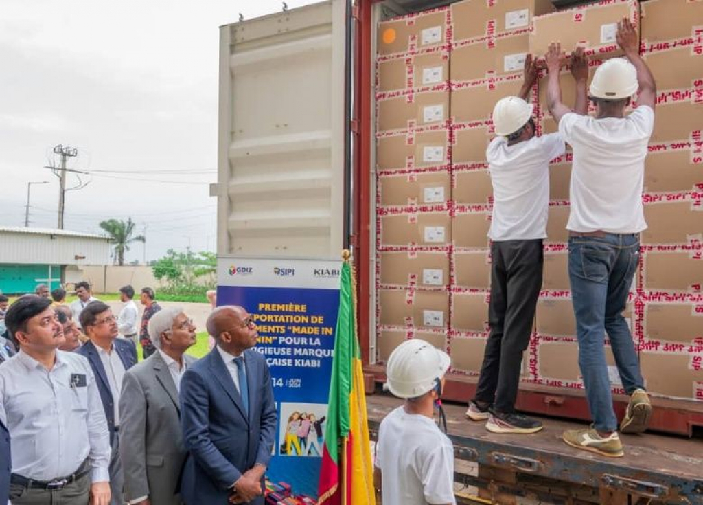 Découvrez le partenariat gagnant entre la GDIZ Bénin et KIABI: 80 000 vêtements exportés!