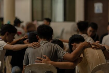 5 Astuces Efficaces pour Apprendre aux Enfants la Reconnaissance : Cultivez la Gratitude en Famille