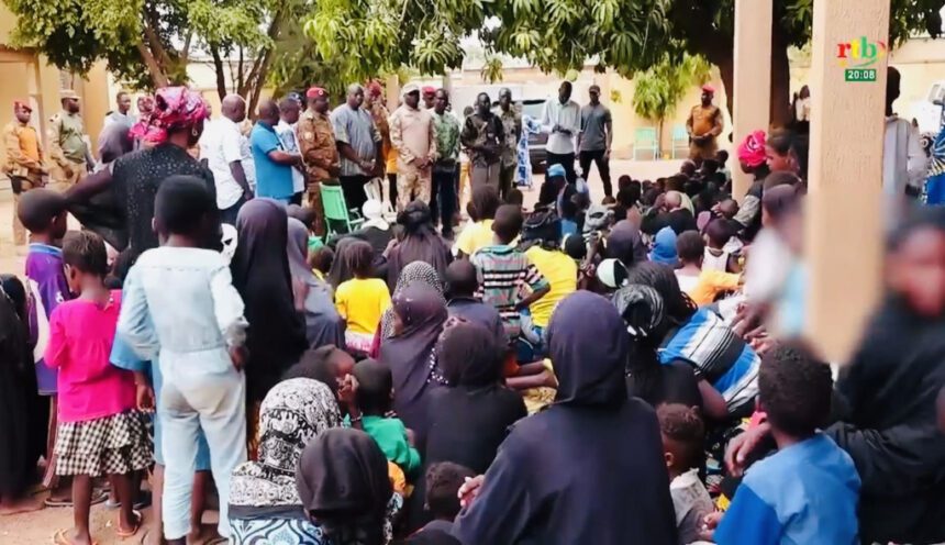 Libération de 305 Otages au Burkina Faso : Un Succès Militaire Contre le Terrorisme Libération de 305 Otages au Burkina Faso : Un Succès Militaire Contre le Terrorisme