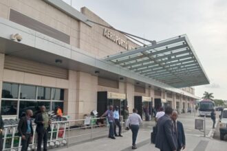 Angola : Venâncio Mondlane et deux ex-présidents bloqués à Luanda – Que s’est-il passé ?