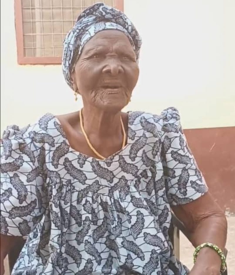 À 111 Ans, une Femme d’Anlo Afiadenyigba Dénonce l’Indiscipline de la Jeunesse