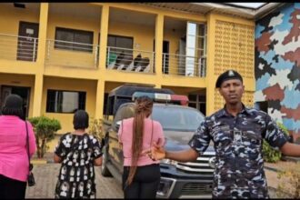 Scandale au Nigeria : Un nourrisson de 2 semaines vendu – L’enquête qui choque le pays