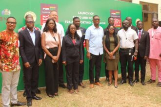 Cœur brisé, portefeuille vidé : l’EOCO lance sa croisade anti-fraude amoureuse