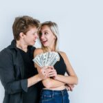 Ne vous mariez pas si vous êtes fauché(e)