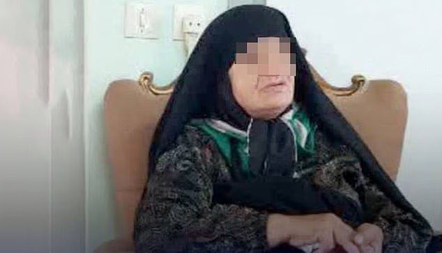 Kulthum Akbari, une « Veuve noire » iranienne jugée pour avoir tué sur deux décennies au moins 11 de ses maris pour leur héritage Kulthum Akbari, une « Veuve noire » iranienne jugée pour avoir tué sur deux décennies au moins 11 de ses maris pour leur héritage